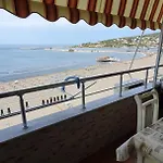 Sea View 아파트 *