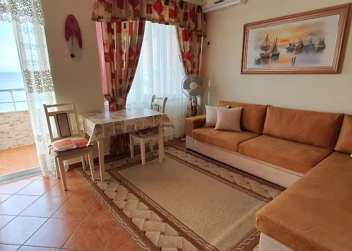 Sea View Apartment *